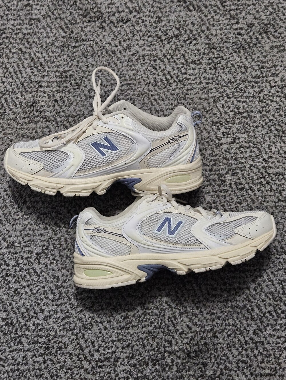 Sale: New Balance 530 Sneakers - Womens 8.5 - Picture 4 of 8